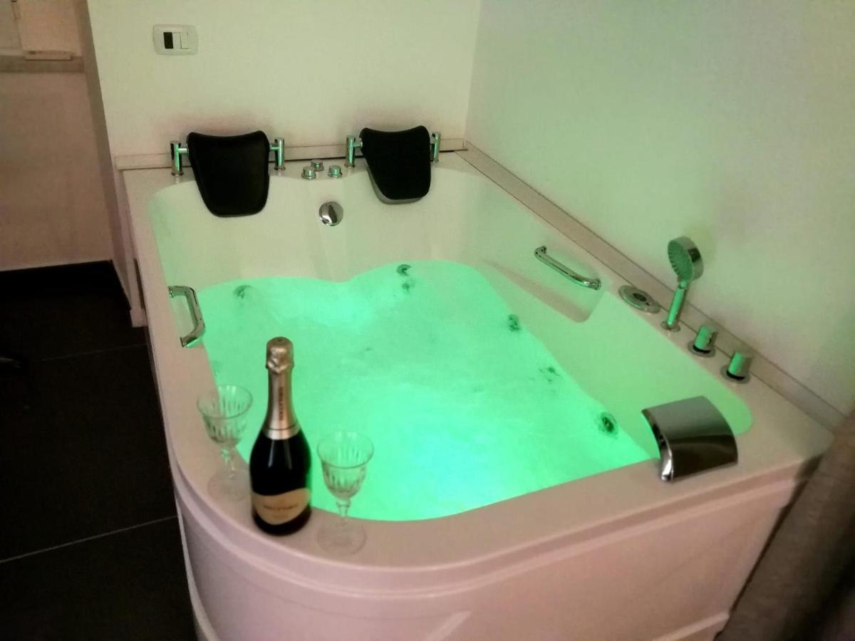 Lombardi Luxury Home Nápoly Kültér fotó